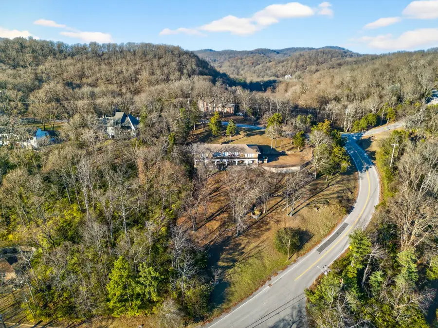 833 W Hillview Dr, Brentwood, TN 37027 - #2