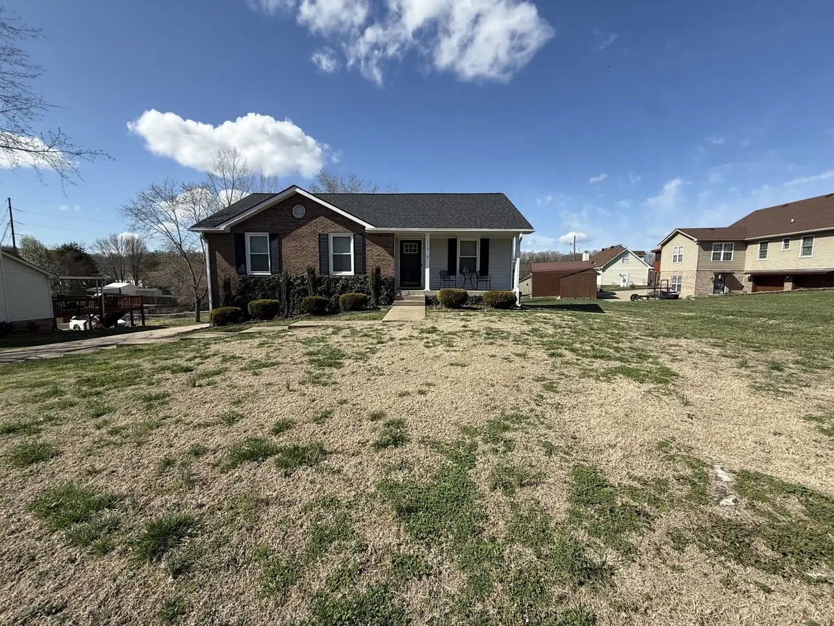 1318 Barbara Dr, Clarksville, TN 37043 - #1