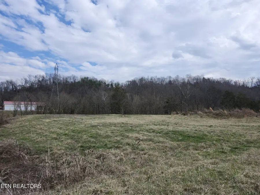 4299 W Andrew Johnson Hwy, Greeneville, TN 37745 - #2
