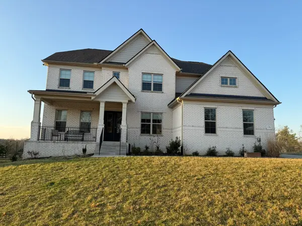 3242 Chase Point Dr, Franklin, TN 37067