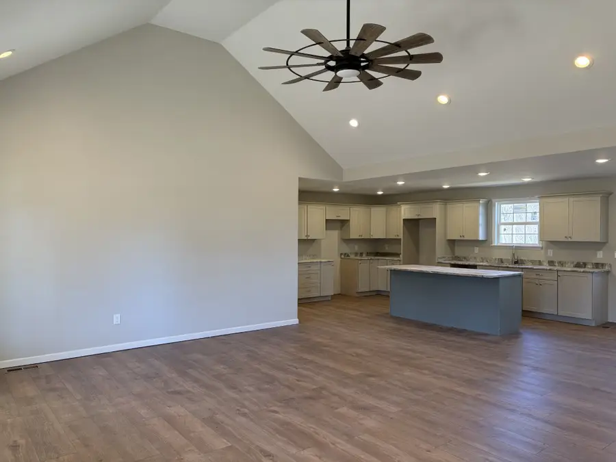 123 Crestview Drive, Lewisburg, TN 37091 - #3