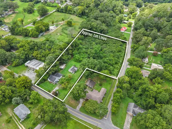 255 Pine Hill Drive, Rossville, GA 30741