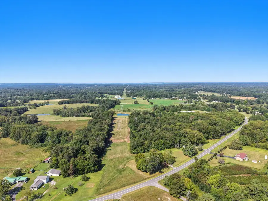 8615 Ga 301, Trenton, GA 30752 - #2