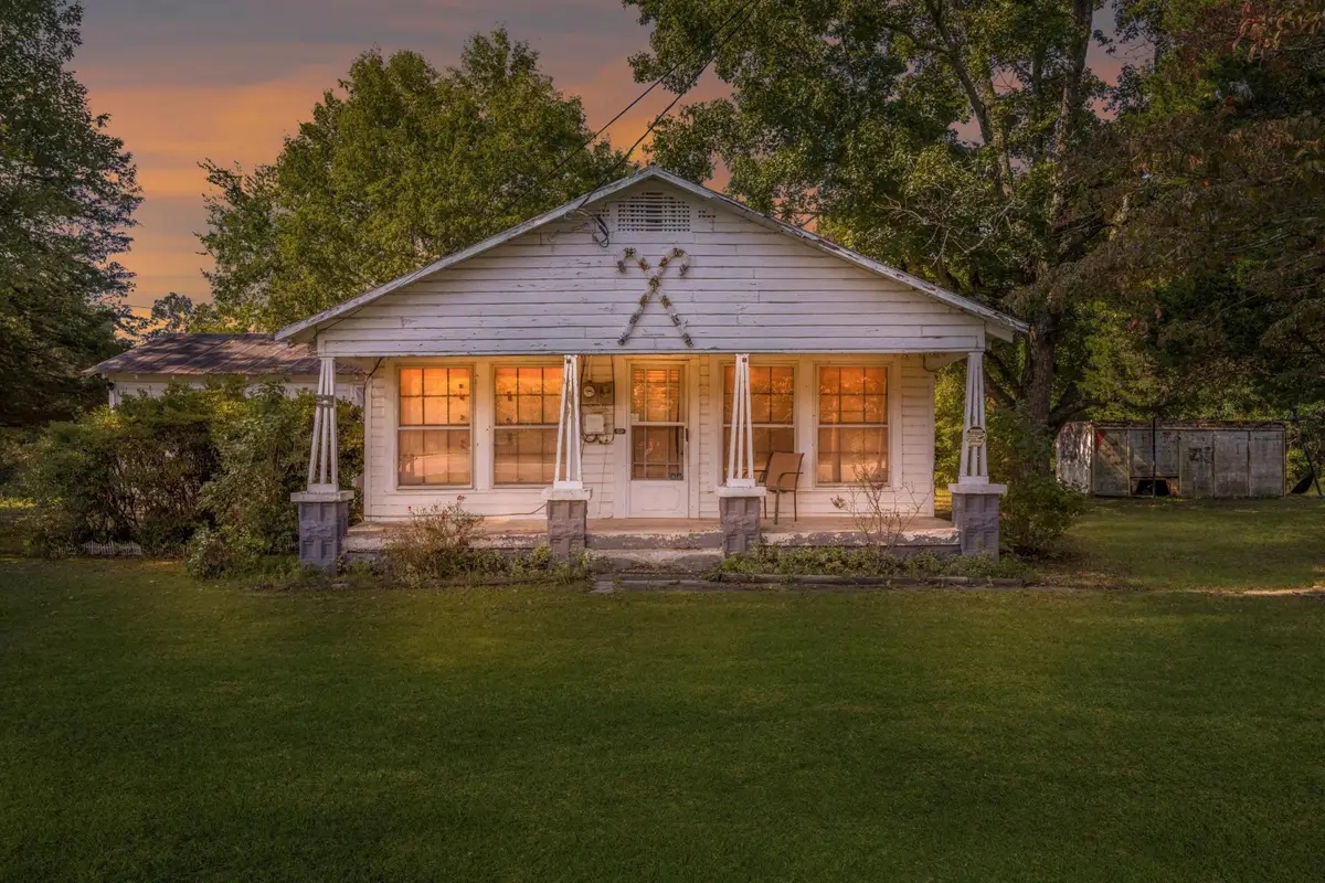 8615 Ga 301, Trenton, GA 30752 - #1