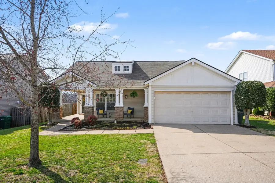 3925 Bridgeview Ln, Nashville, TN 37221 - #2