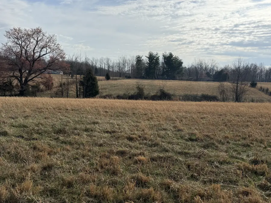 795 Mount Vernon Rd, Bethpage, TN 37022 - #2