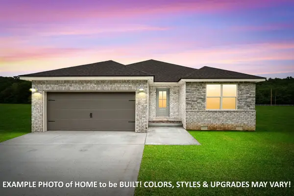 1 Trin Hill Dr, Dover, TN 37058