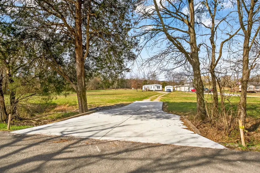 216 Blue Well Rd, Lebanon, TN 37090 - #2