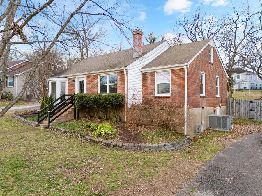 5632 Kendall Dr, Nashville, TN 37209 - #3