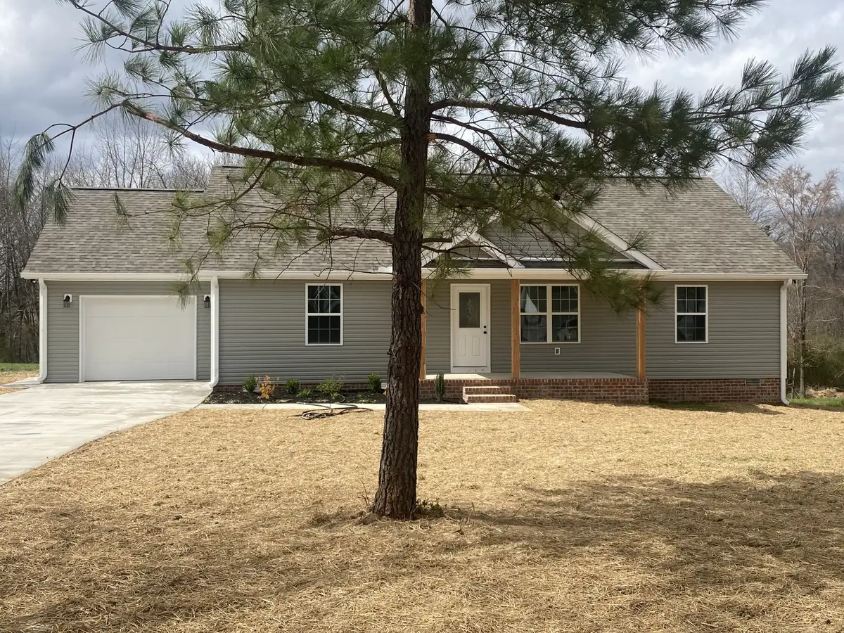 81 Lighthouse Dr, Summertown, TN 38483 - #1