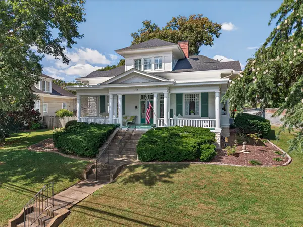 310 Mulberry Ave, Fayetteville, TN 37334