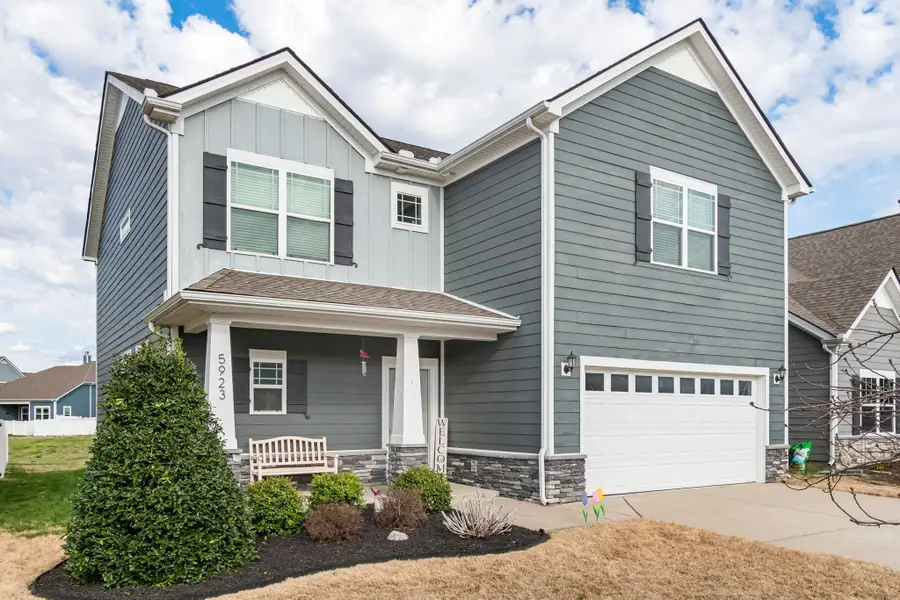 5923 Enclave Dr, Murfreesboro, TN 37128 - #2