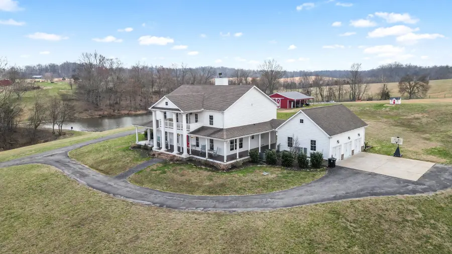 1103 Rogues Fork Rd, Bethpage, TN 37022 - #3