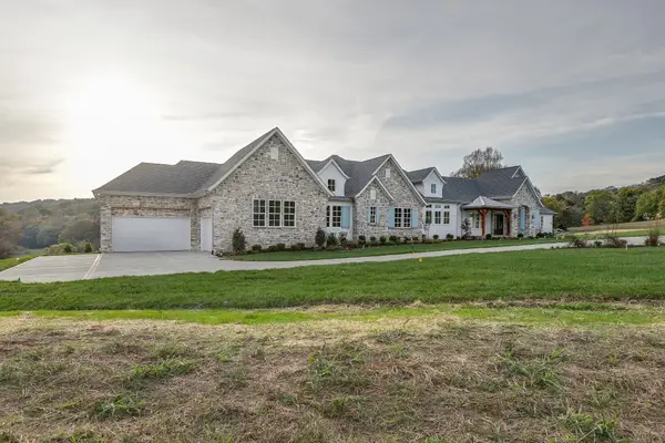 6057 Stone Cliff Ln, Franklin, TN 37064