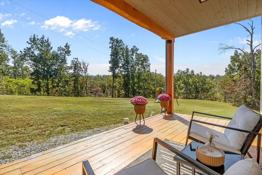 165 Wade Cv, Waverly, TN 37185 - #3