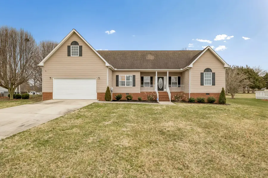 408 Remington Ln, McMinnville, TN 37110 - #3