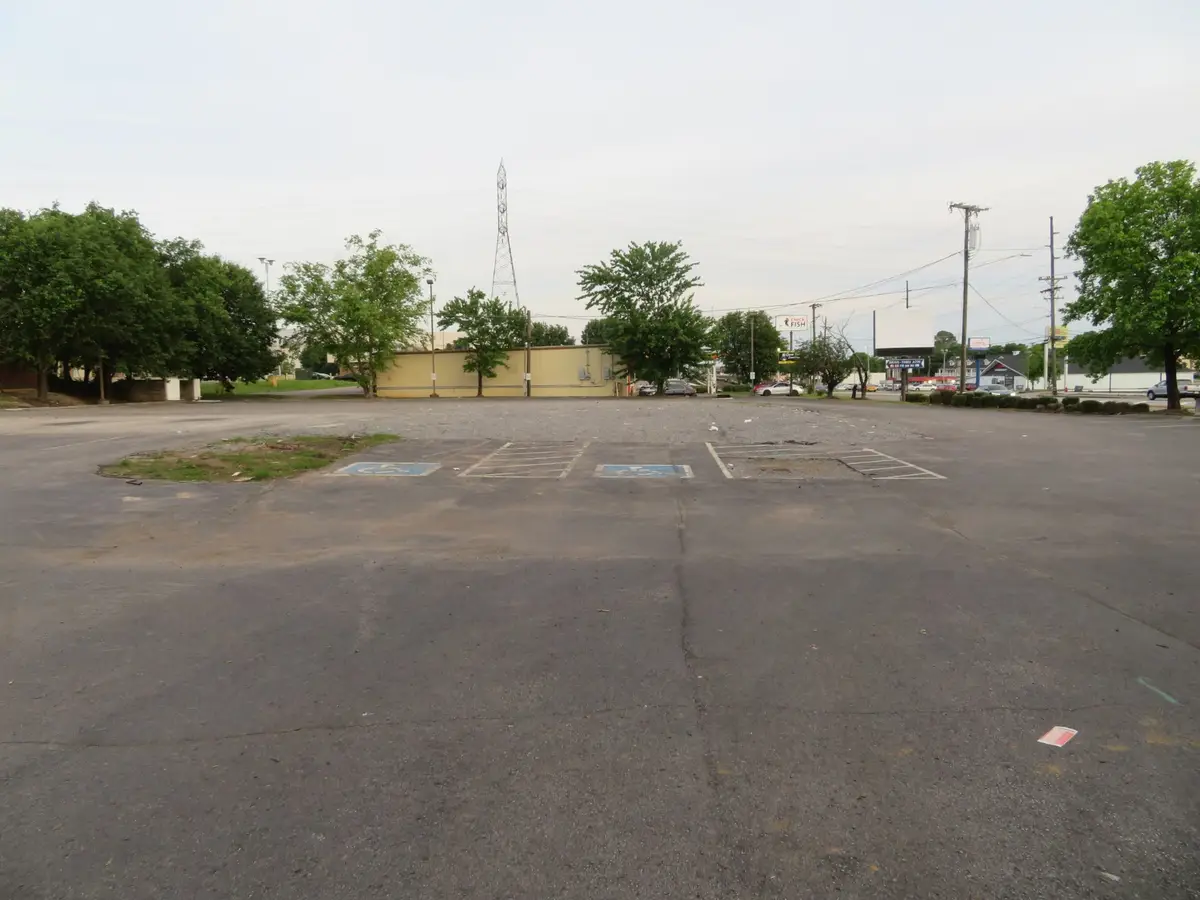 708 Rivergate Pkwy, Goodlettsville, TN 37072 - #1