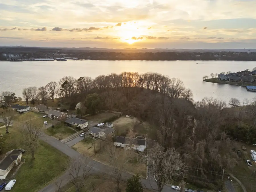 136 Roberta Dr, Hendersonville, TN 37075 - #3