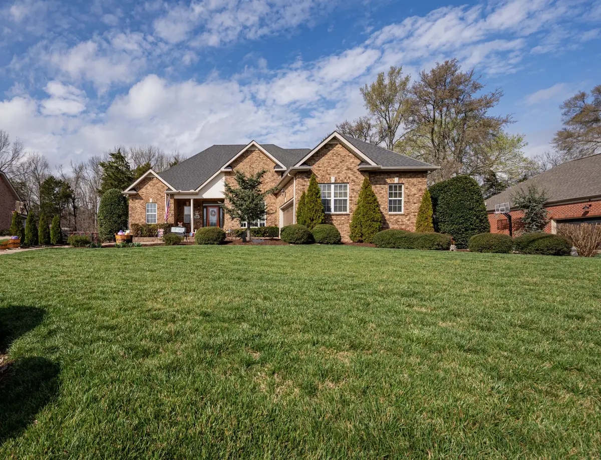 5010 Stonewood Dr, Smyrna, TN 37167 - #1