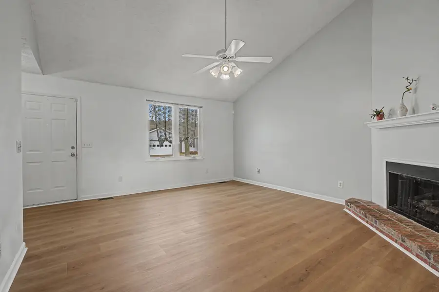 104 Edgehill Ln, Hendersonville, TN 37075 - #3