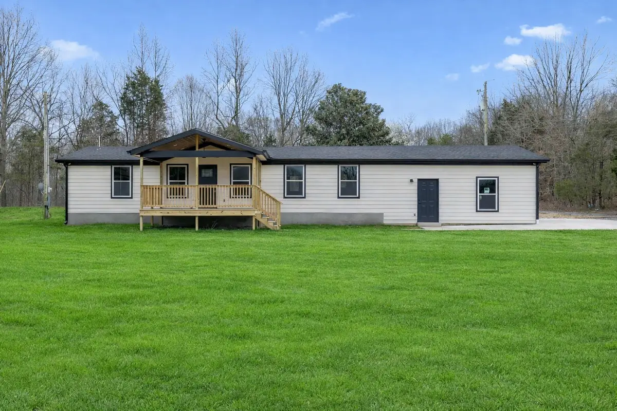 1985 Mosley Ferry Rd, Chapmansboro, TN 37035 - #1
