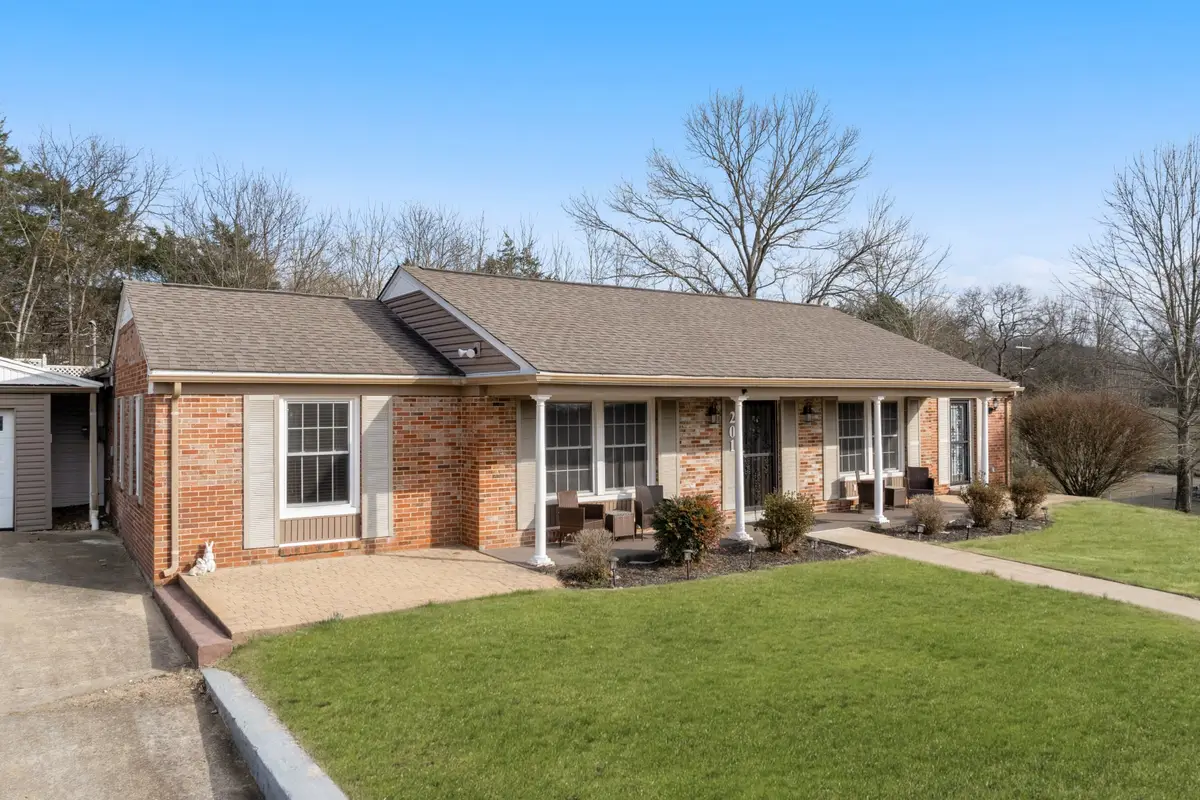 201 Glendale Cir, Pulaski, TN 38478 - #1