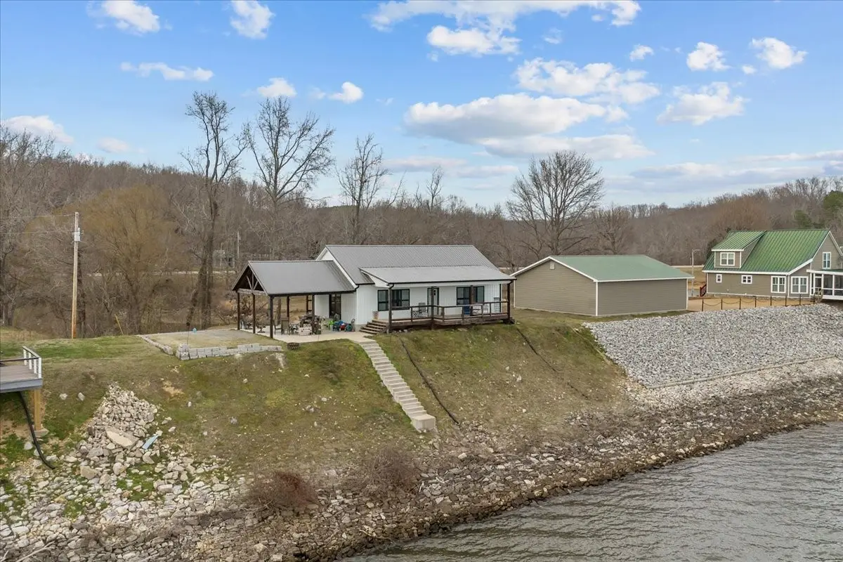 269 Paradise Ln, Stewart, TN 37175 - #1