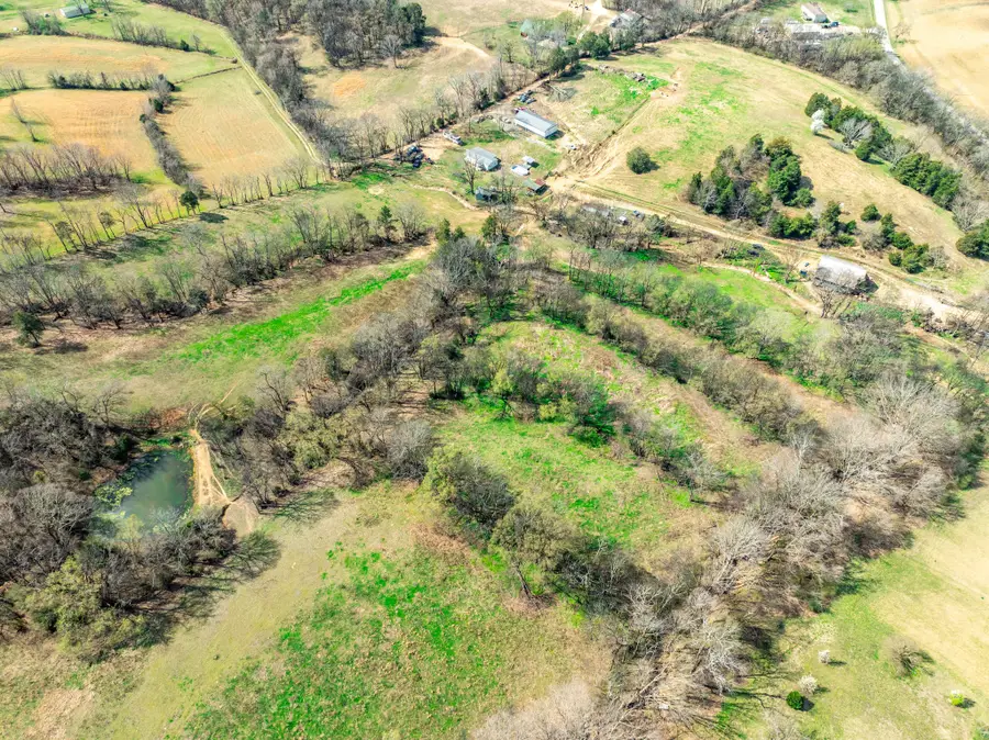 4058 Old State Rd, Hampshire, TN 38461 - #3