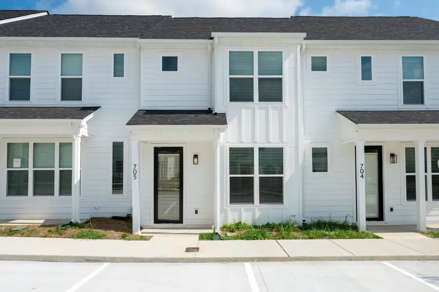 705 Laura Ward Pl, Lebanon, TN 37087 - #2