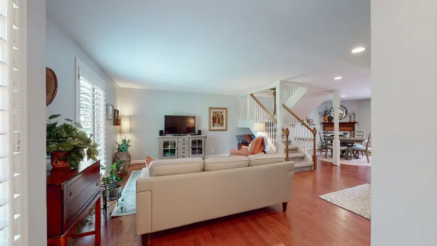 8207 Sawyer Brown Rd #J7, Nashville, TN 37221 - #3