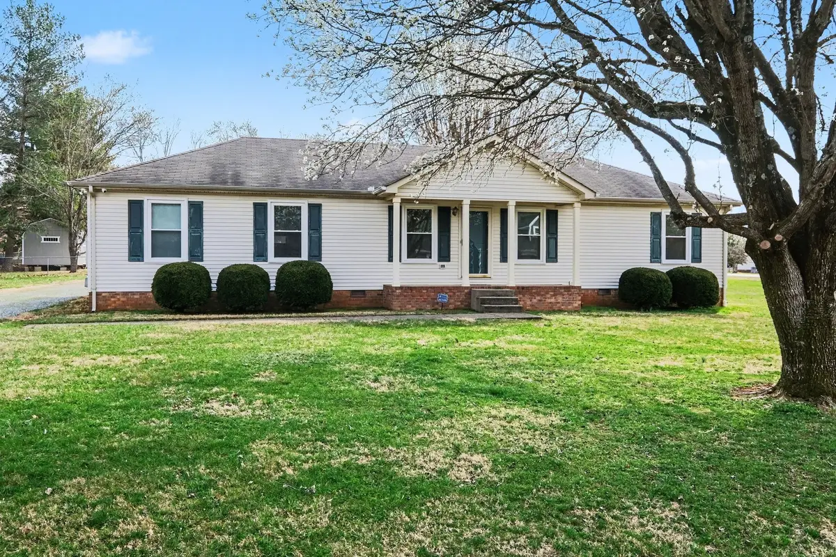 1020 Rutledge Dr, Rockvale, TN 37153 - #1