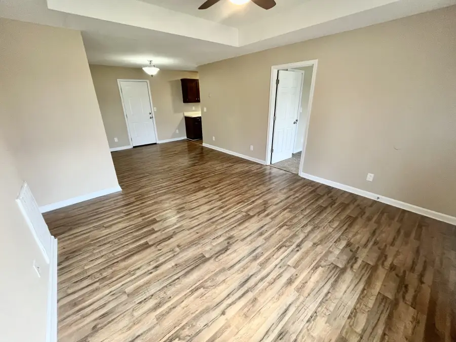 808 Princeton Cir, Clarksville, TN 37042 - #2