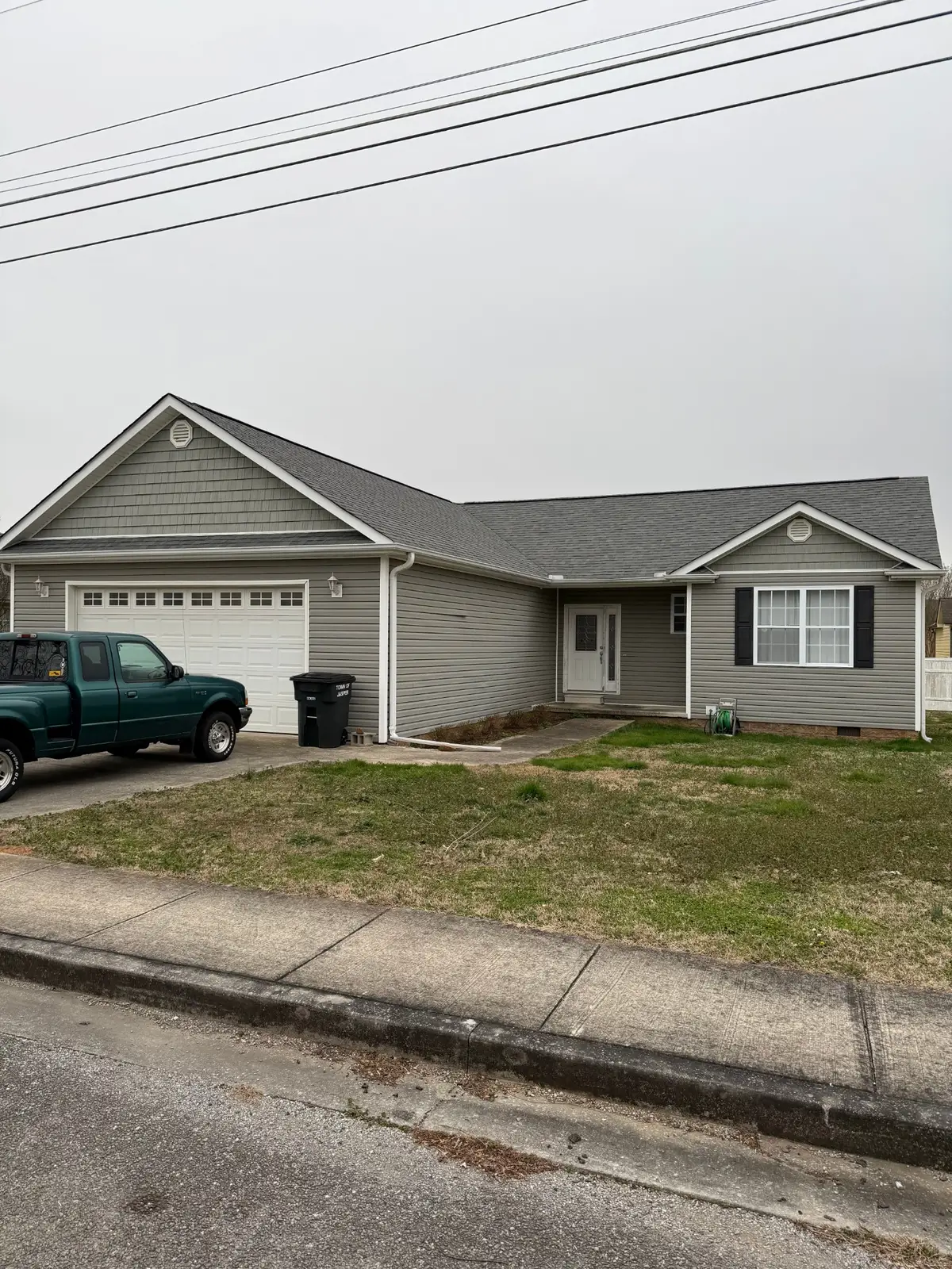 411 W 2nd St, Jasper, TN 37347 - #1