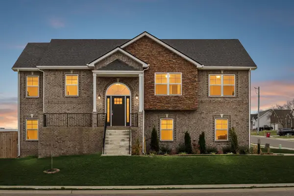 3565 Torrington Ln, Clarksville, TN 37042