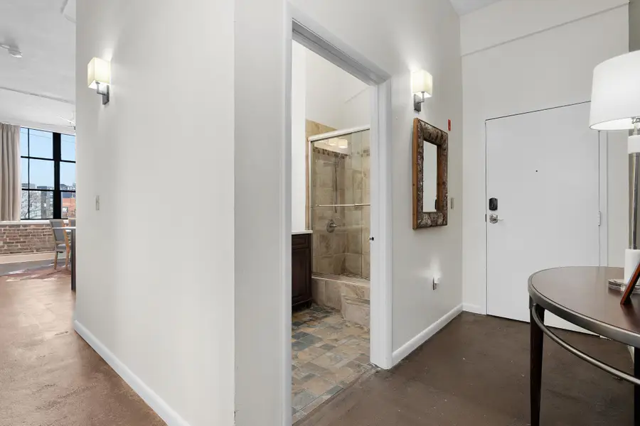 1301 Market Street #301, Chattanooga, TN 37402 - #2