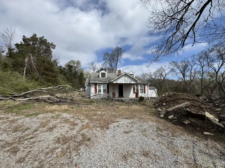 1219 S Dickerson Rd, Goodlettsville, TN 37072 - #2