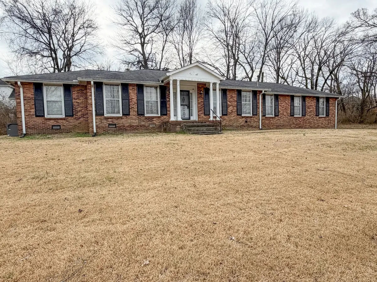 9021 Meadowlawn Dr, Brentwood, TN 37027 - #1