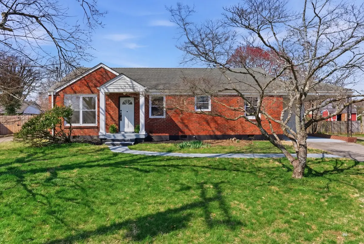 2228 Ravenwood Dr, Nashville, TN 37216 - #1