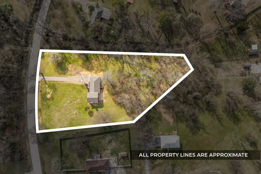 1320 Bellshire Dr, Nashville, TN 37207 - #3