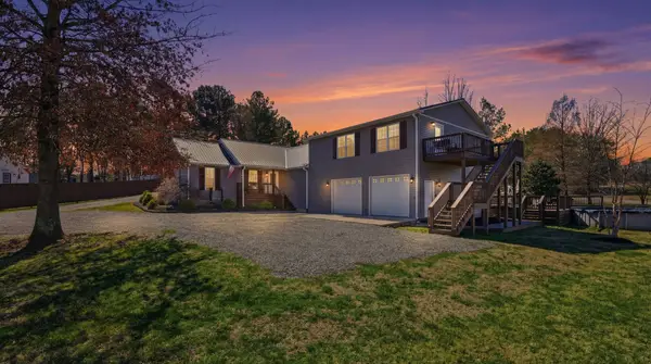 32 Mcgee Rd, McMinnville, TN 37110