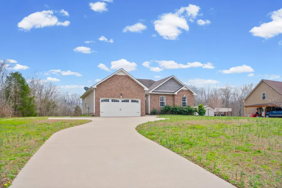 3339 Lylewood Rd, Woodlawn, TN 37191 - #3