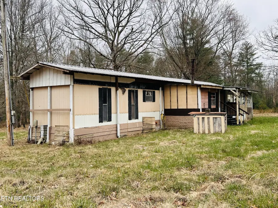 142 John Anderson Rd, Deer Lodge, TN 37726 - #2