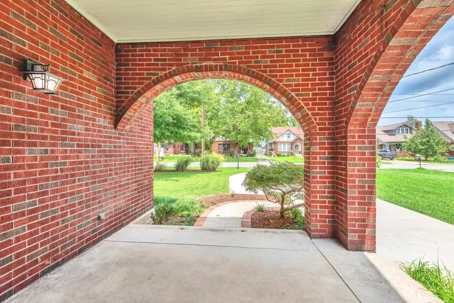 1016 Fairwin Ave, Nashville, TN 37216 - #2