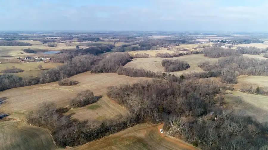 5078 Ezbon Holland Rd, Springfield, TN 37172 - #3