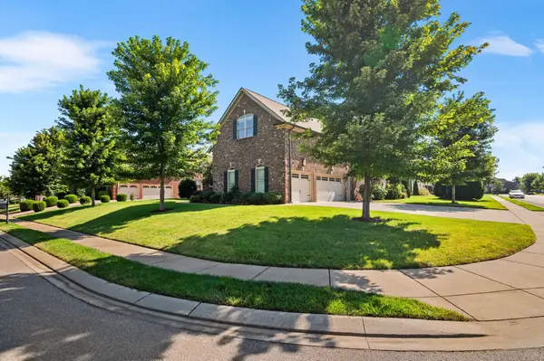 3202 Folcroft Dr, Murfreesboro, TN 37130