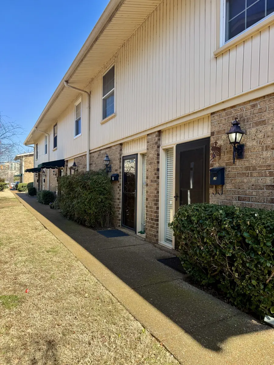 2116 Hobbs Rd #J9, Nashville, TN 37215 - #3