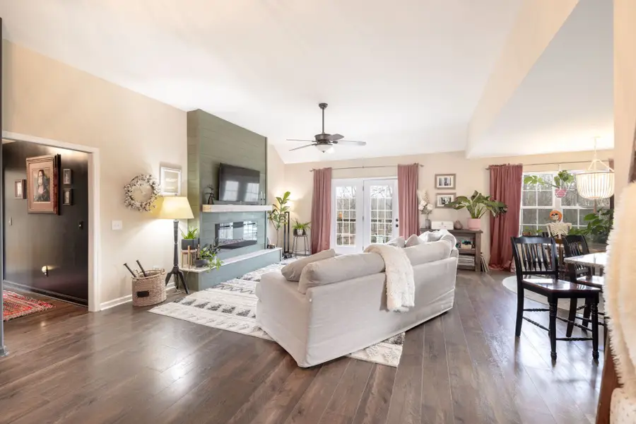 7560 S Swift Rd, Goodlettsville, TN 37072 - #3