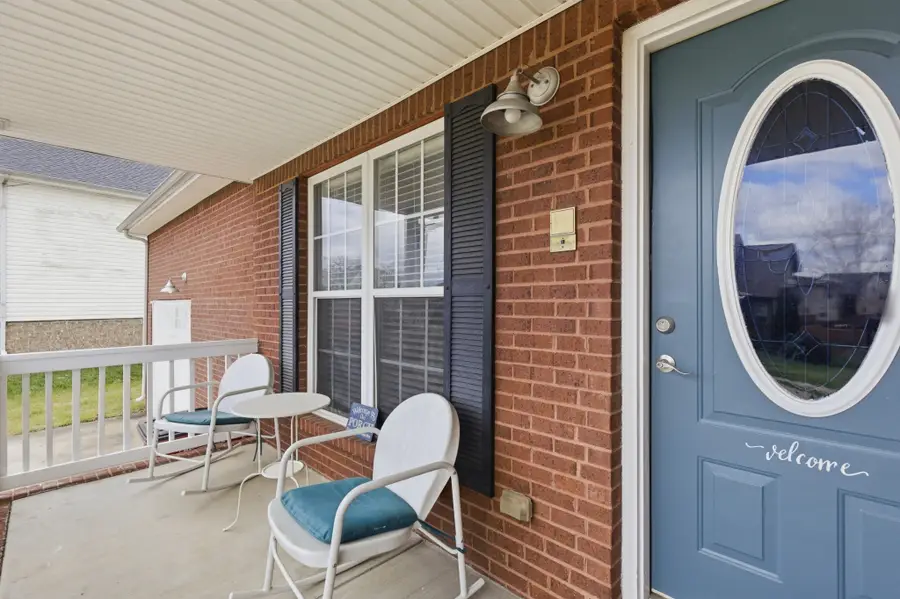 916 Excalibur Dr, Clarksville, TN 37040 - #3