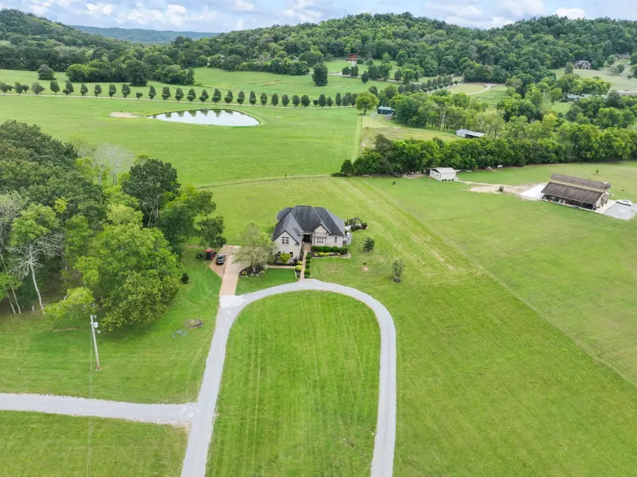 120 Wartrace Creek Rd, Wartrace, TN 37183 - #2