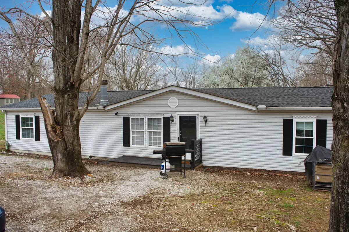 3079 Trace Creek Rd, White Bluff, TN 37187 - #1